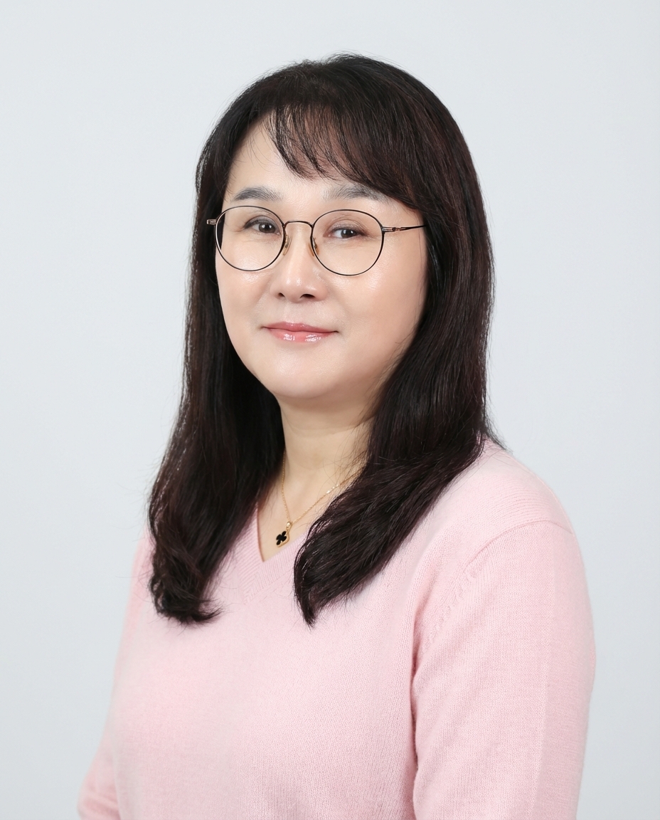 신재희 교수